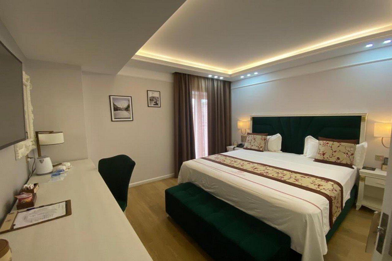 Hotel Brais Дуррес Екстер'єр фото