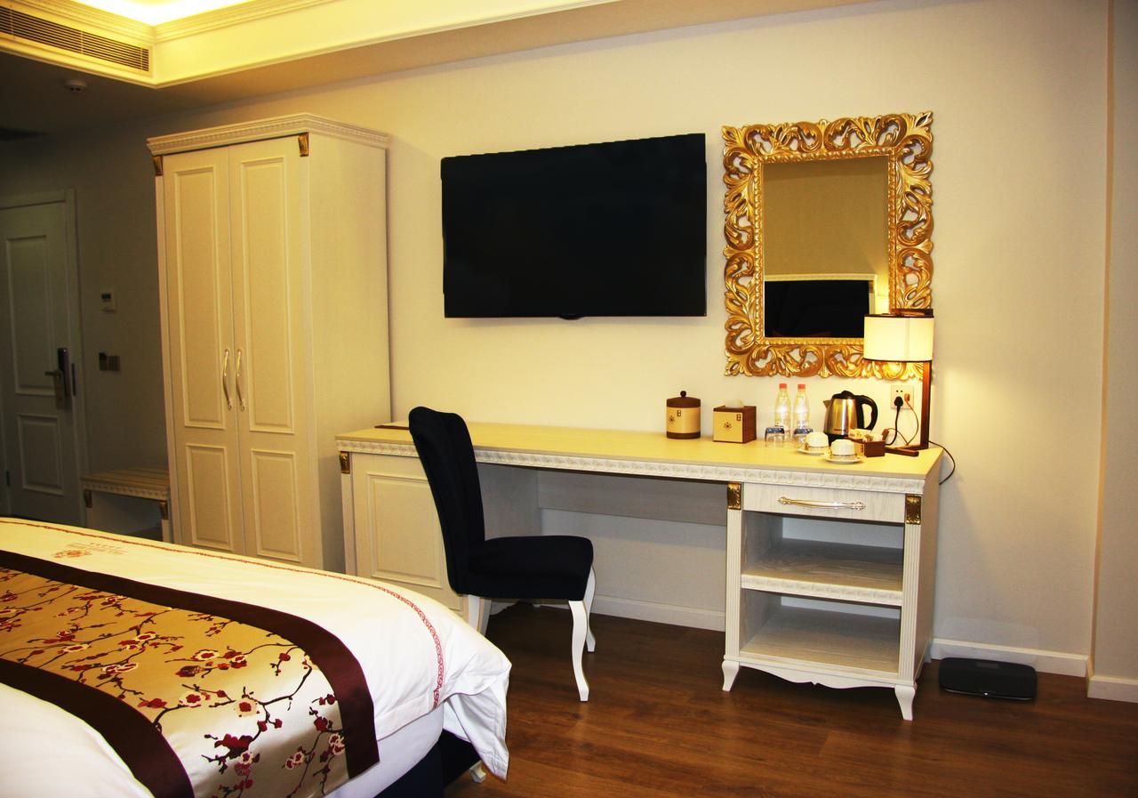 Hotel Brais Дуррес Екстер'єр фото