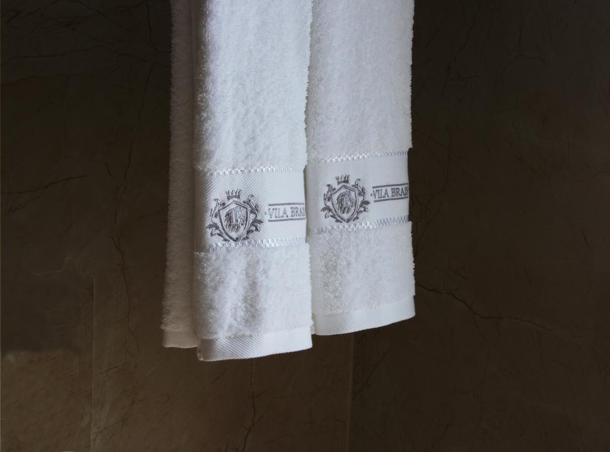 Hotel Brais Дуррес Екстер'єр фото