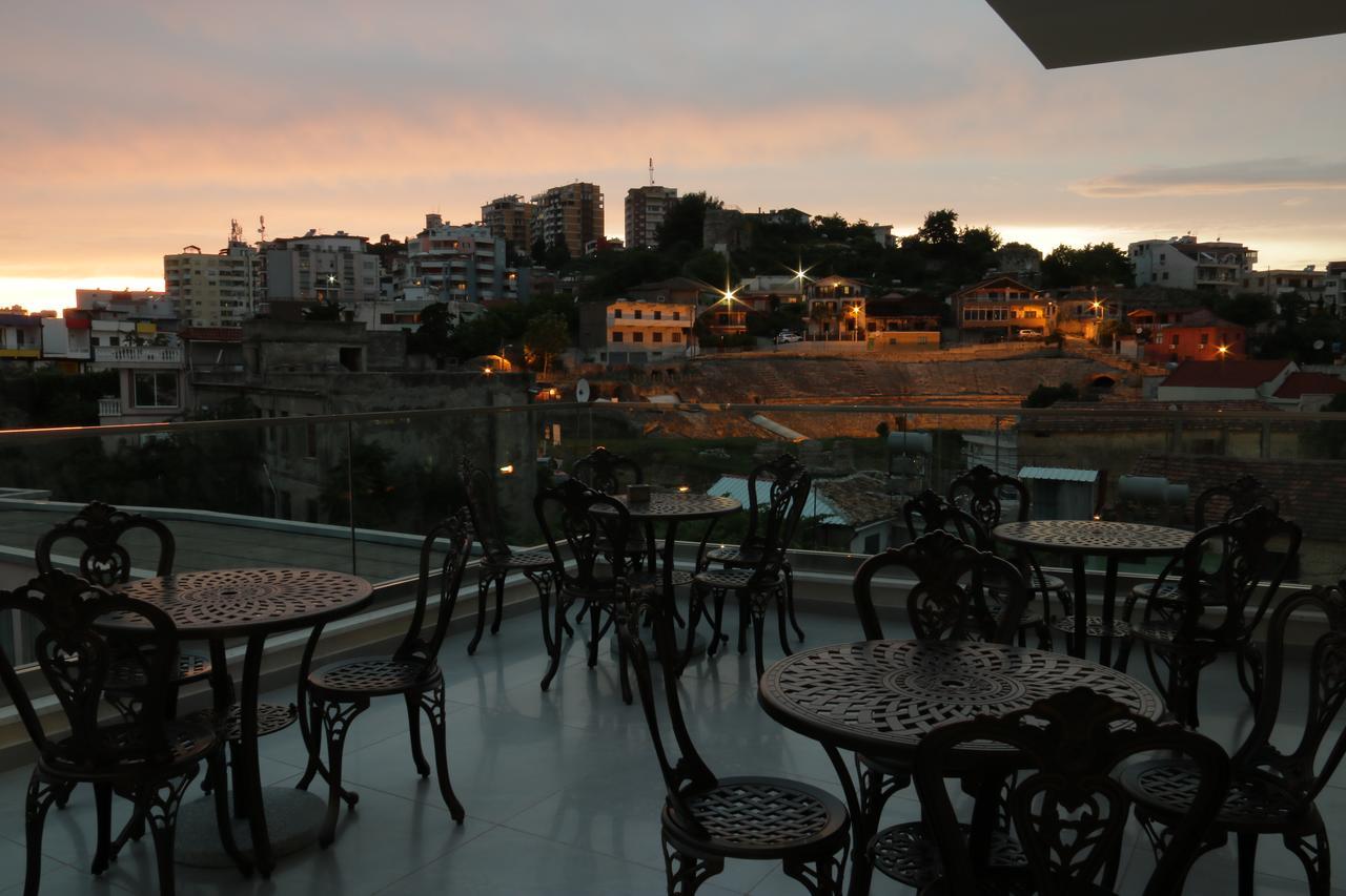 Hotel Brais Дуррес Екстер'єр фото